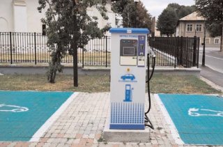 Cele patru sta�ii pentru vehiculele electrice, func�ionale